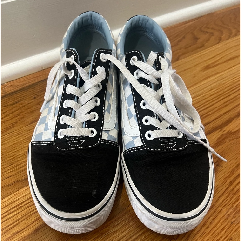 Woman’s. Vans size 10